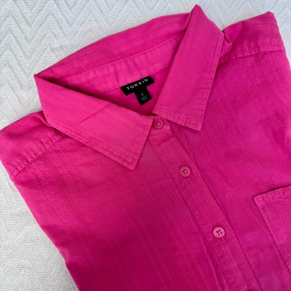 TORRID Hot Pink Button Down Shirt Size 1 • 100% Cotton Long Sleeve Embroidered